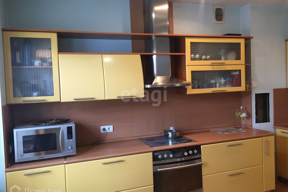 Продаётся 4-комнатная квартира, 87.5 м²