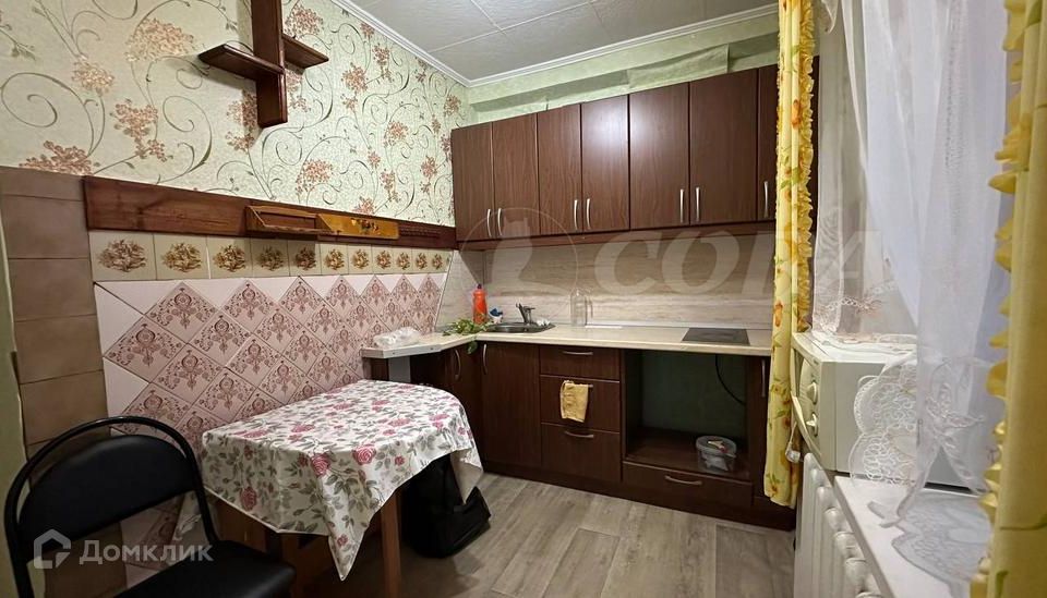 Продаётся 3-комнатная квартира, 50.7 м²
