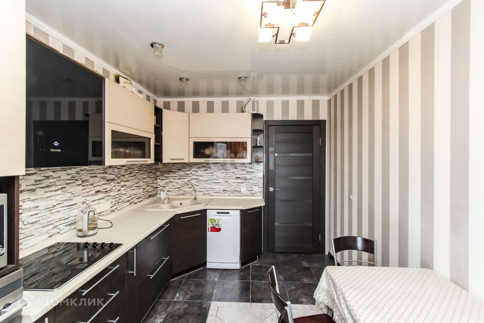 Продаётся 3-комнатная квартира, 81.3 м²