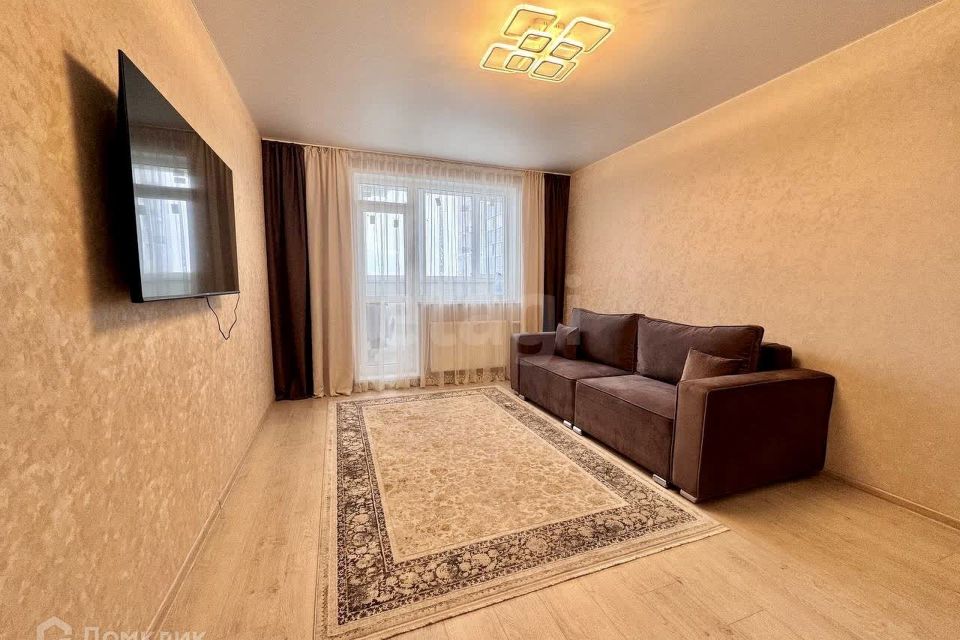Сдаётся 2-комнатная квартира, 56 м²