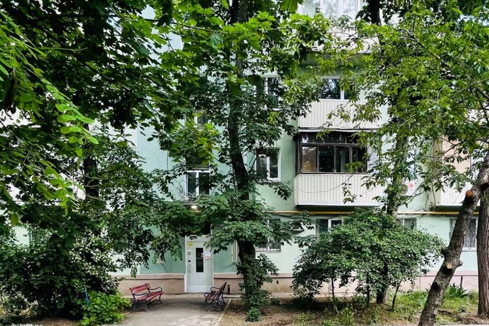 Продаётся 3-комнатная квартира, 57.8 м²