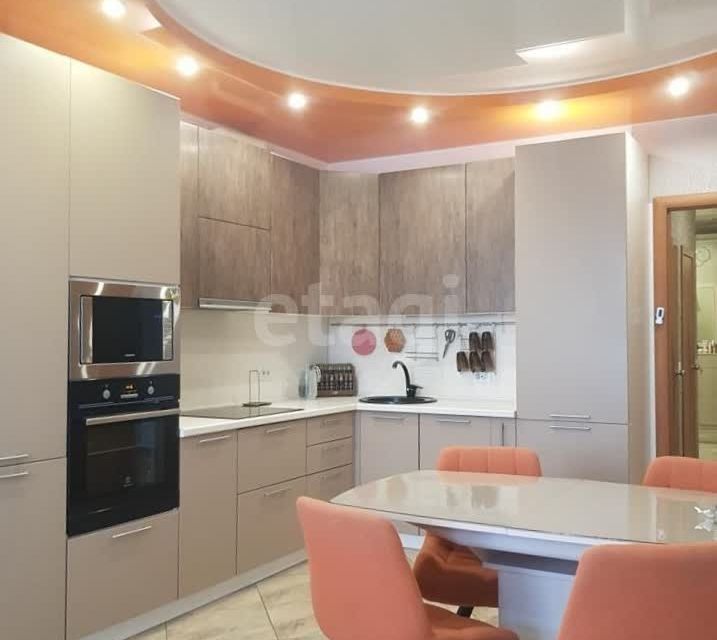 Продаётся 3-комнатная квартира, 94.3 м²
