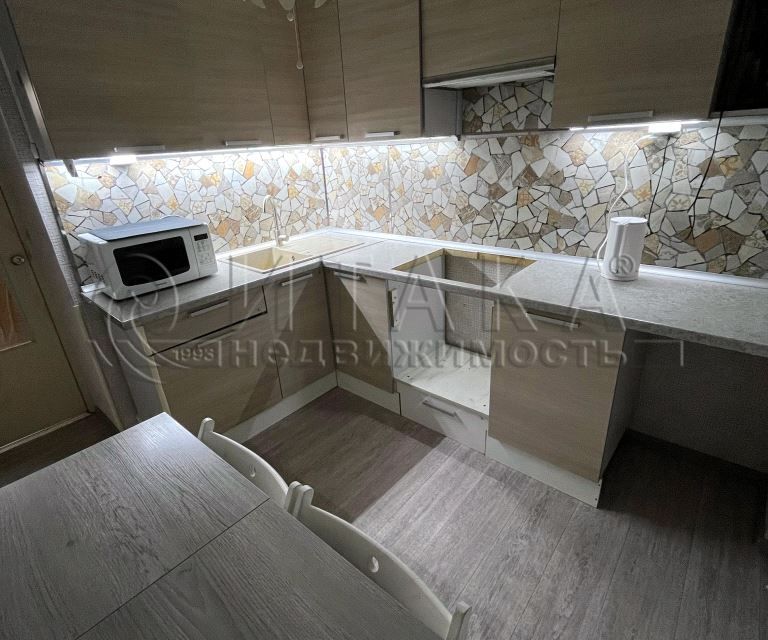 Продаётся 1-комнатная квартира, 34.8 м²