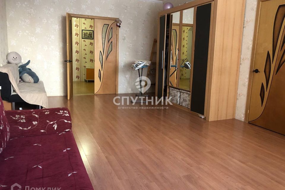 Продаётся 3-комнатная квартира, 129.4 м²