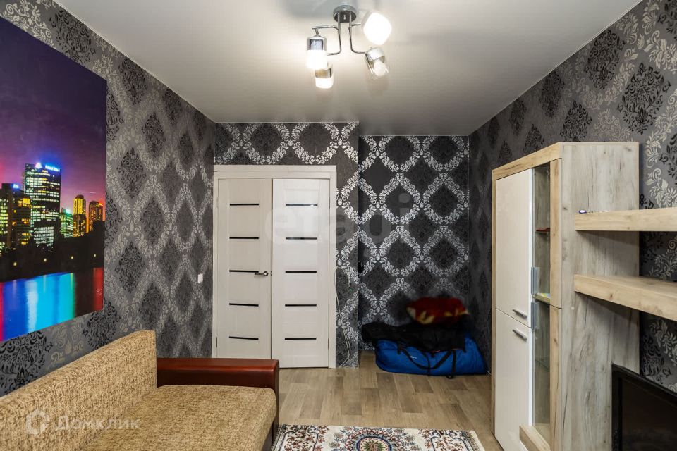 Продаётся 1-комнатная квартира, 35.8 м²