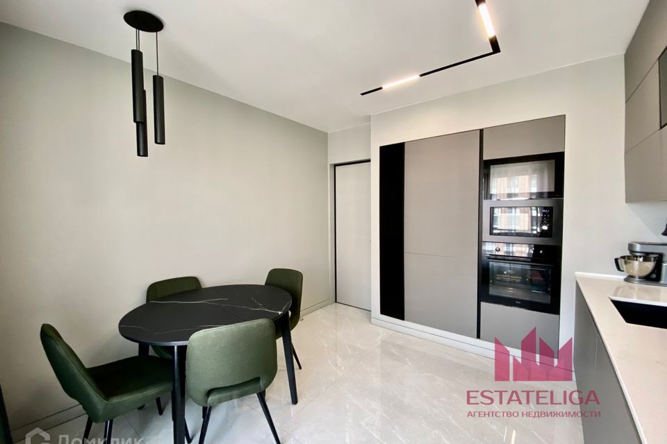 Продаётся 3-комнатная квартира, 72.2 м²