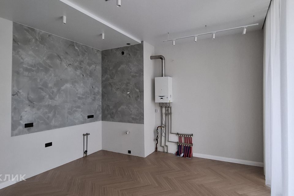 Продаётся 2-комнатная квартира, 105.85 м²