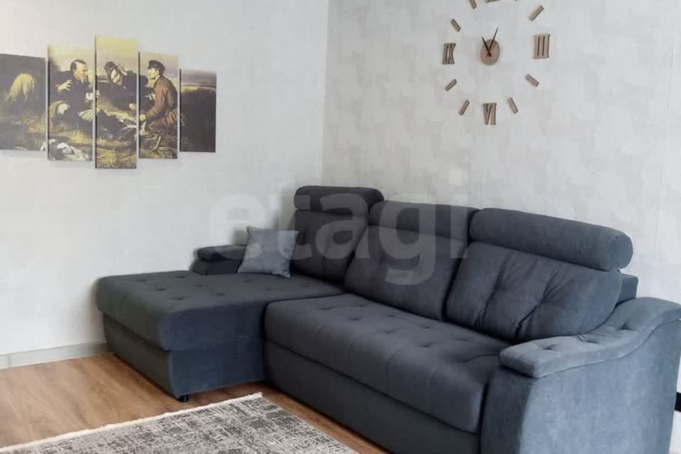 Продаётся 2-комнатная квартира, 41.8 м²