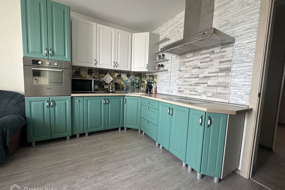 Продаётся 2-комнатная квартира, 65 м²