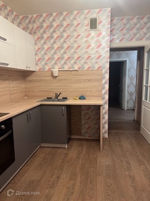 Сдаётся 2-комнатная квартира, 58 м²