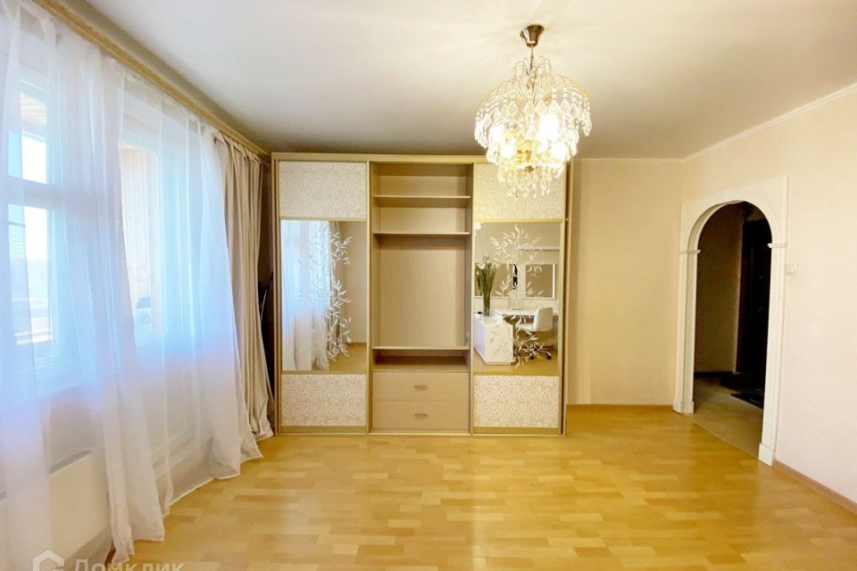 Продаётся 1-комнатная квартира, 44.2 м²
