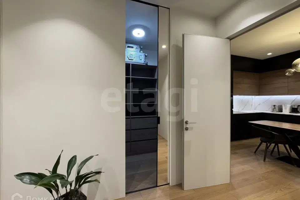 Продаётся 2-комнатная квартира, 70 м²