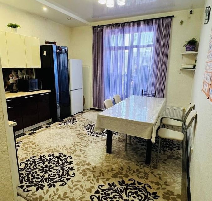 Продаётся 2-комнатная квартира, 63 м²