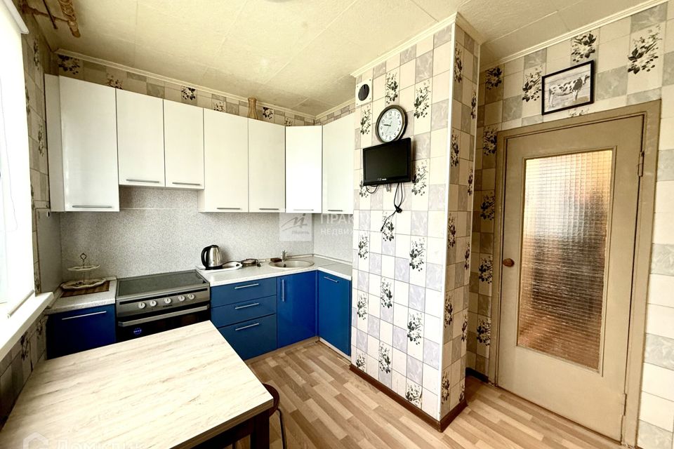 Продаётся 1-комнатная квартира, 38 м²