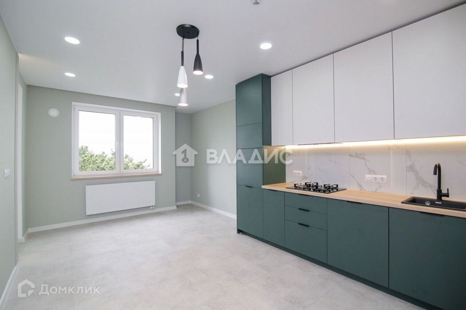 Продаётся 3-комнатная квартира, 92.5 м²