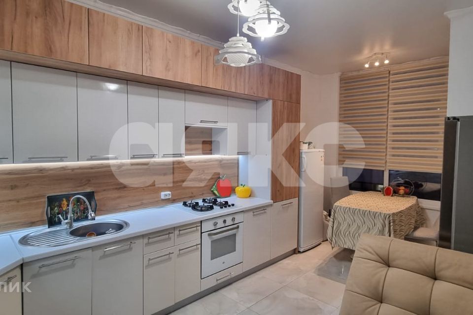 Продаётся 2-комнатная квартира, 64.7 м²