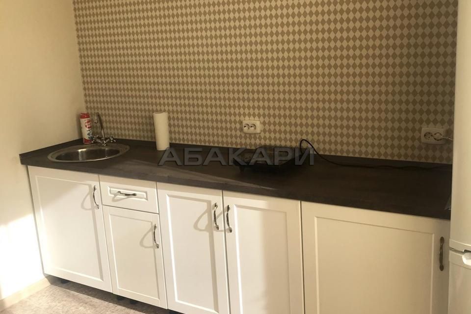 Сдаётся 1-комнатная квартира, 38 м²