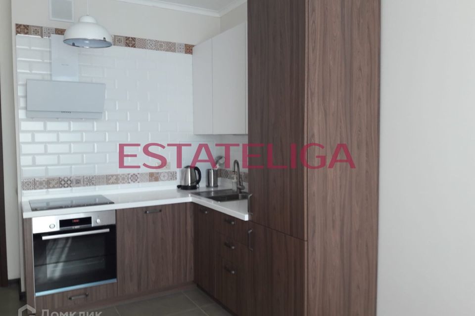 Сдаётся 1-комнатная квартира, 42 м²