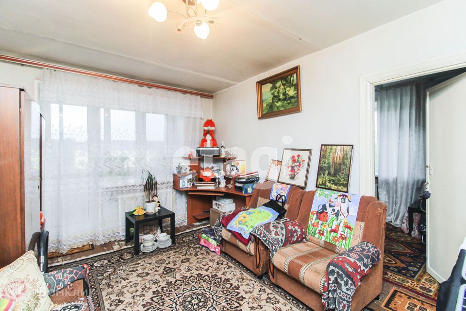 Продаётся 3-комнатная квартира, 50.3 м²