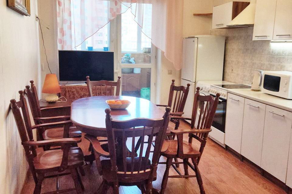 Продаётся 3-комнатная квартира, 100.9 м²