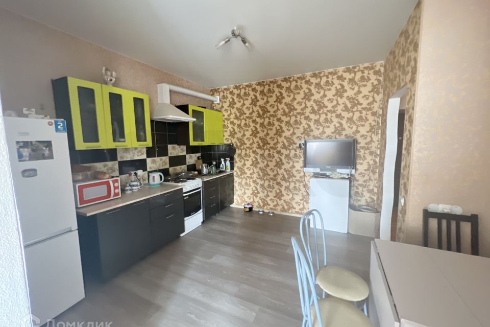 Продаётся 3-комнатная квартира, 95 м²