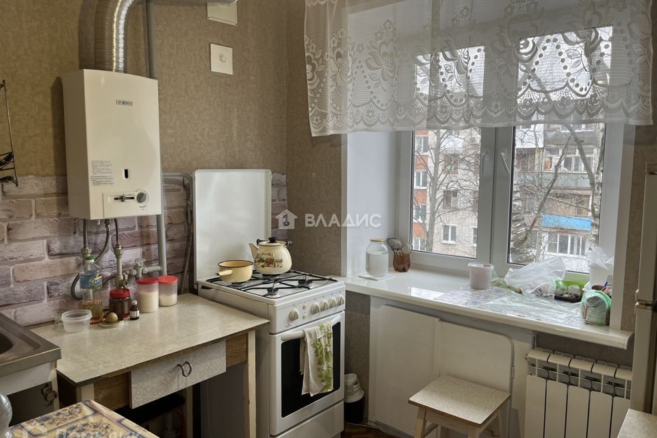 Продаётся 3-комнатная квартира, 62.8 м²
