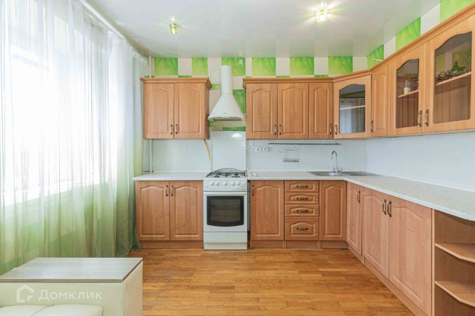 Продаётся 1-комнатная квартира, 43 м²