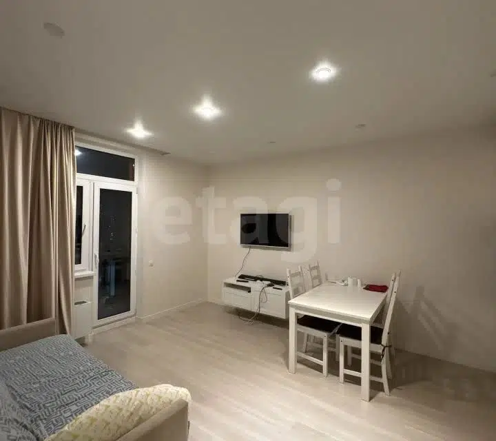 Продаётся 2-комнатная квартира, 57 м²