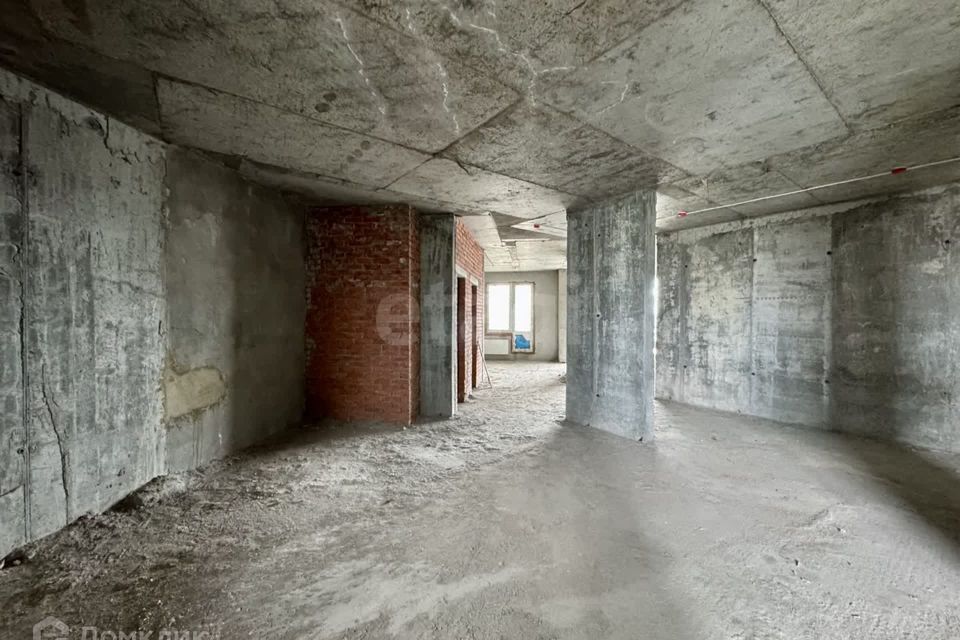 Продаётся 4-комнатная квартира, 118 м²