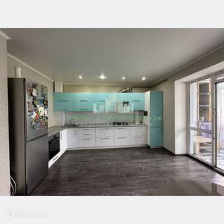 Продаётся 2-комнатная квартира, 64 м²