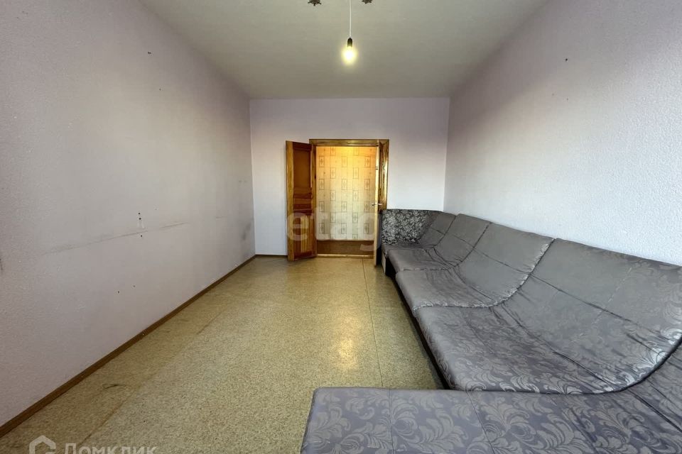 Продаётся 3-комнатная квартира, 67.8 м²