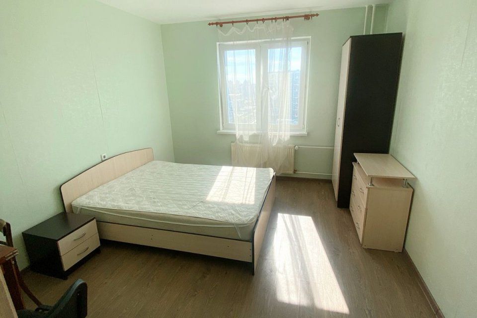 Продаётся 4-комнатная квартира, 96.6 м²