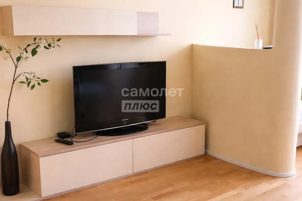 Продаётся 2-комнатная квартира, 56 м²