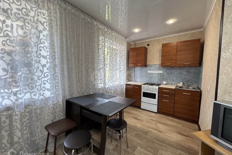 Сдаётся 3-комнатная квартира, 40.6 м²