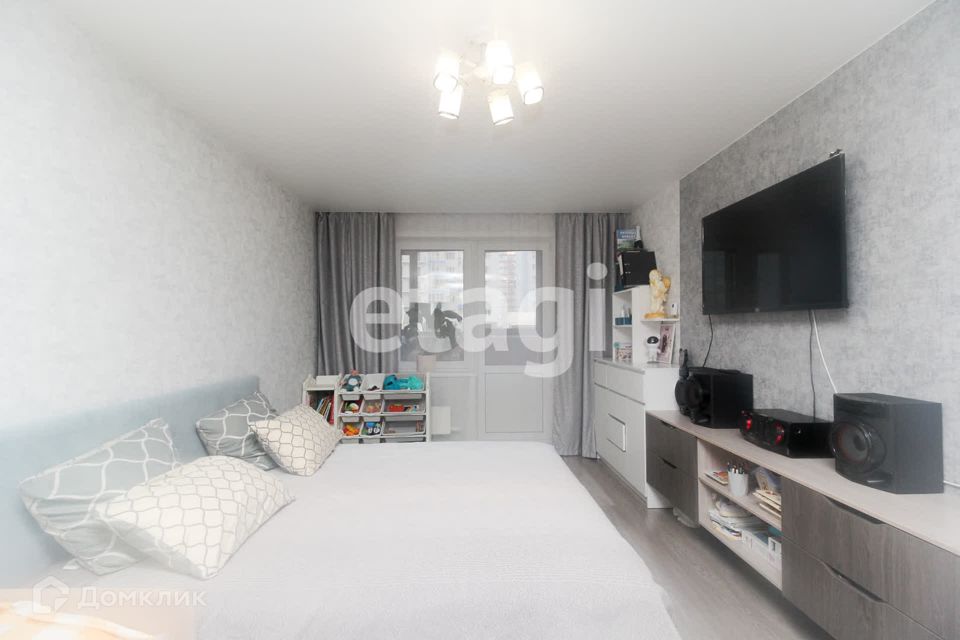 Продаётся 1-комнатная квартира, 37.9 м²