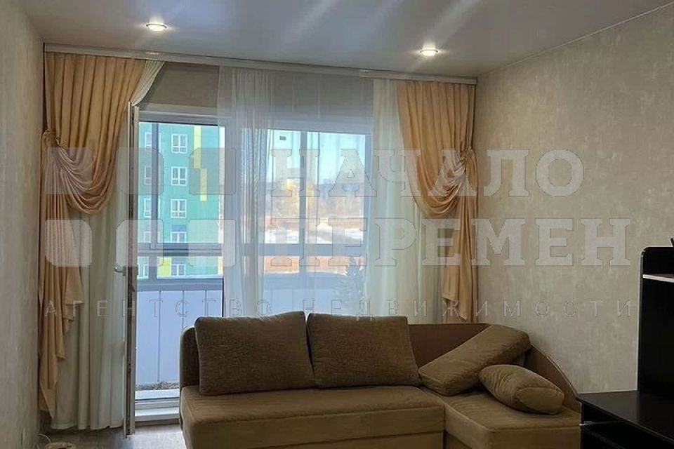 Сдаётся 2-комнатная квартира, 52.3 м²