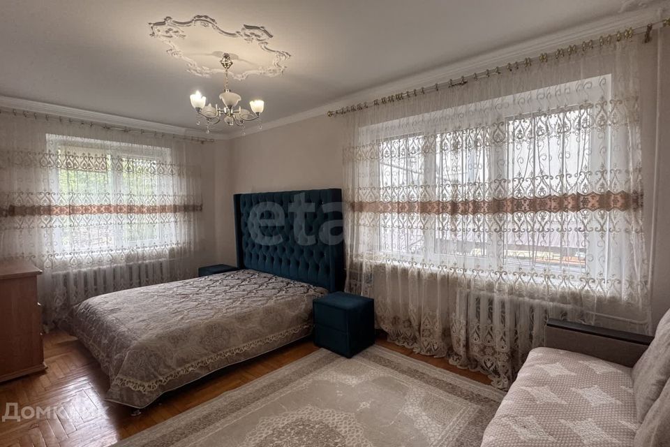 Продаётся 4-комнатная квартира, 79 м²