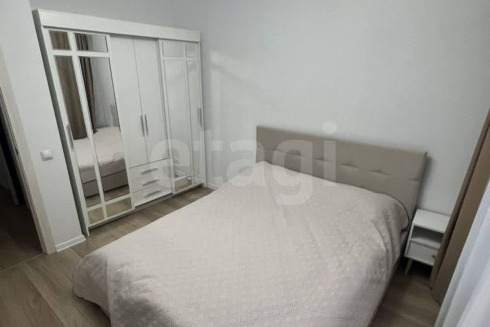 Сдаётся 2-комнатная квартира, 55.8 м²