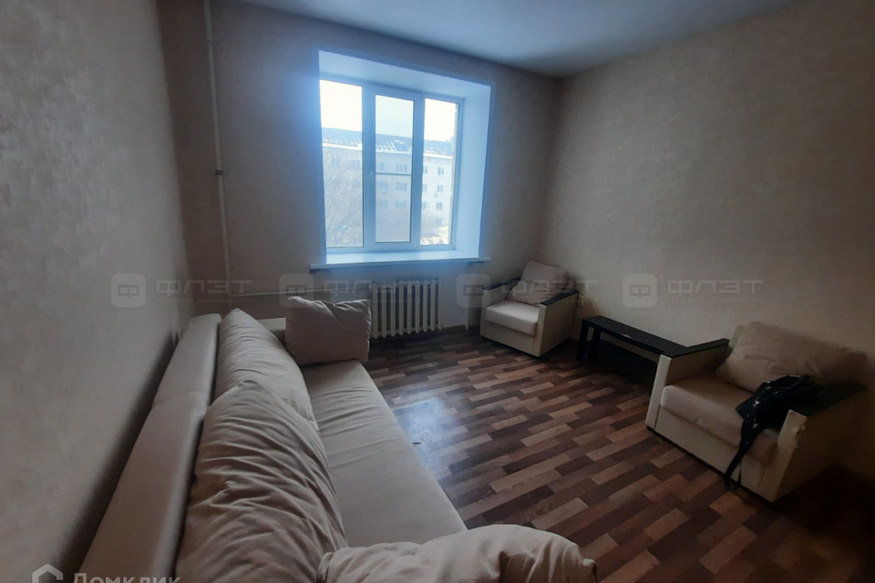 Продаётся комната в 3-комн. квартире, 14.4 м²