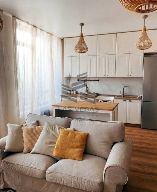 Сдаётся 1-комнатная квартира, 50 м²