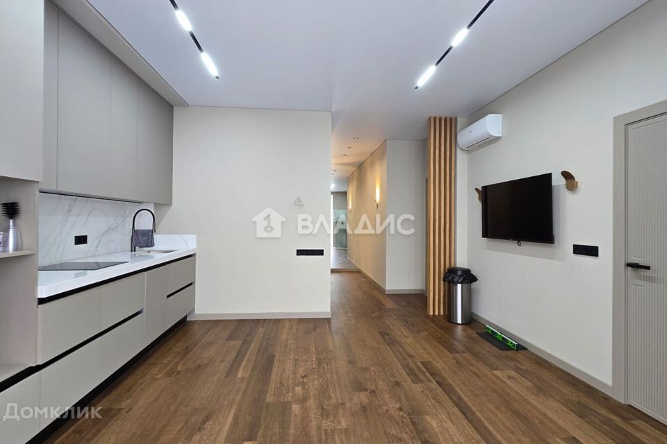 Продаётся 2-комнатная квартира, 69 м²