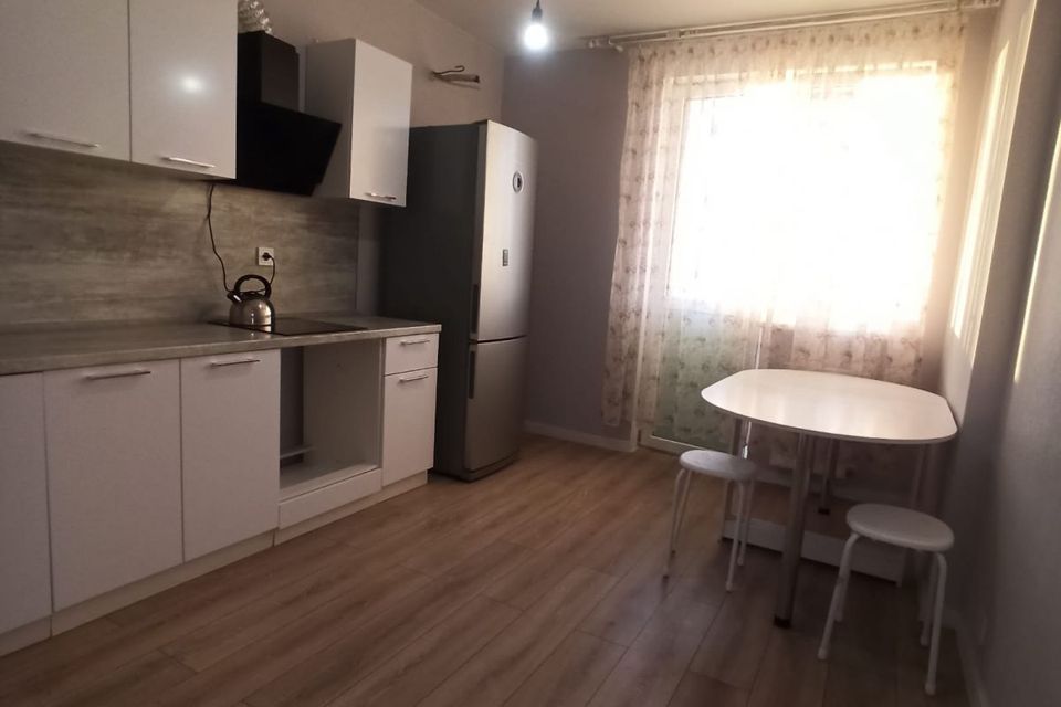Сдаётся 1-комнатная квартира, 37 м²