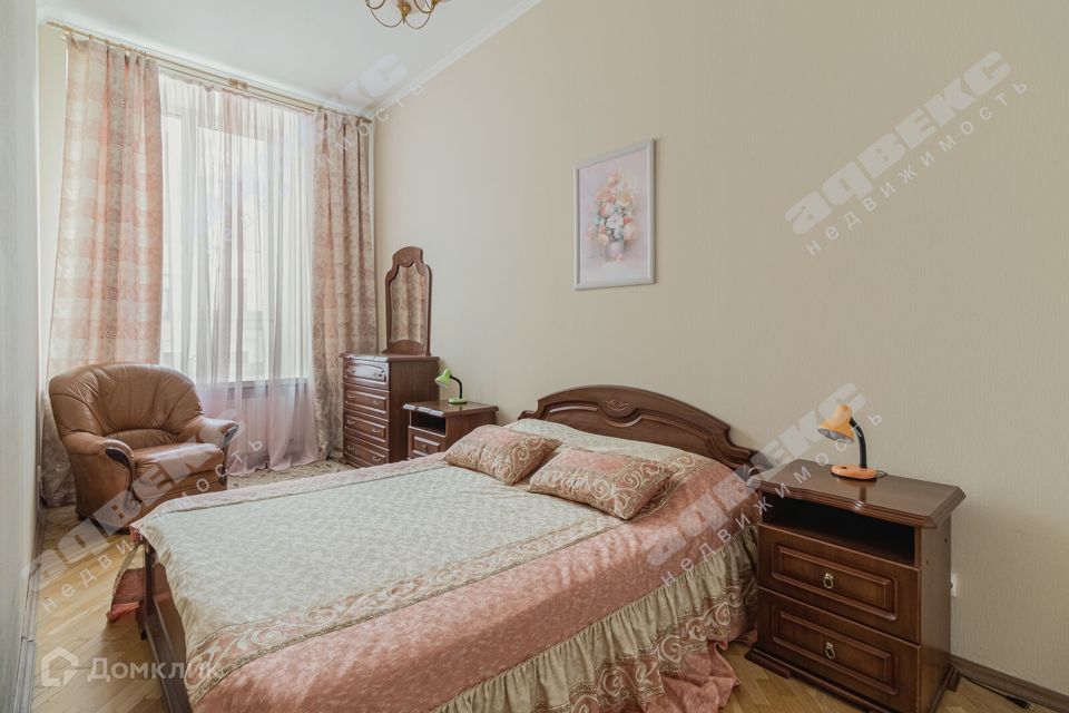 Сдаётся 4-комнатная квартира, 100 м²