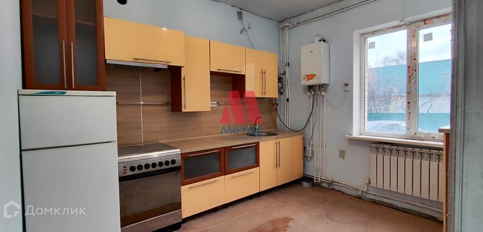 Сдаётся 4-комнатная квартира, 150 м²