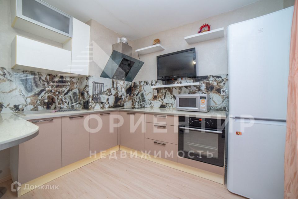 Продаётся 1-комнатная квартира, 40.3 м²