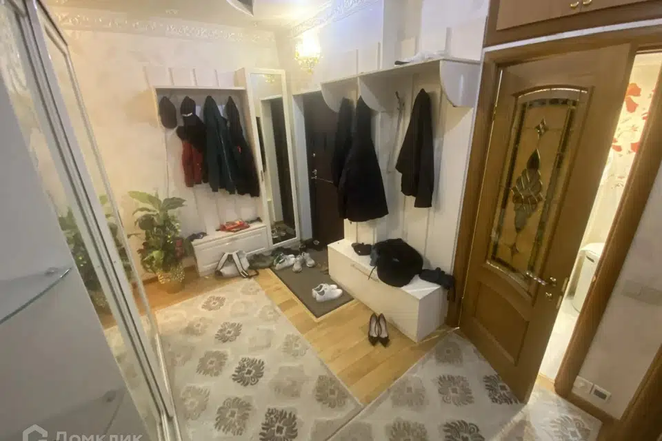 Продаётся 4-комнатная квартира, 99 м²