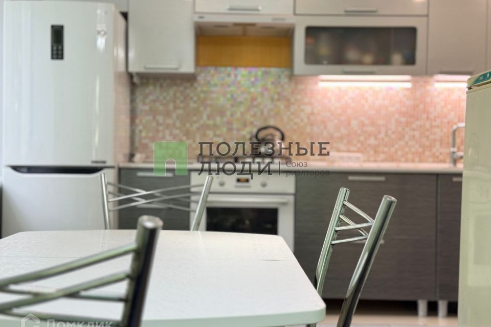 Продаётся 3-комнатная квартира, 52.9 м²