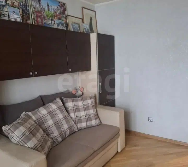 Продаётся 2-комнатная квартира, 52.4 м²