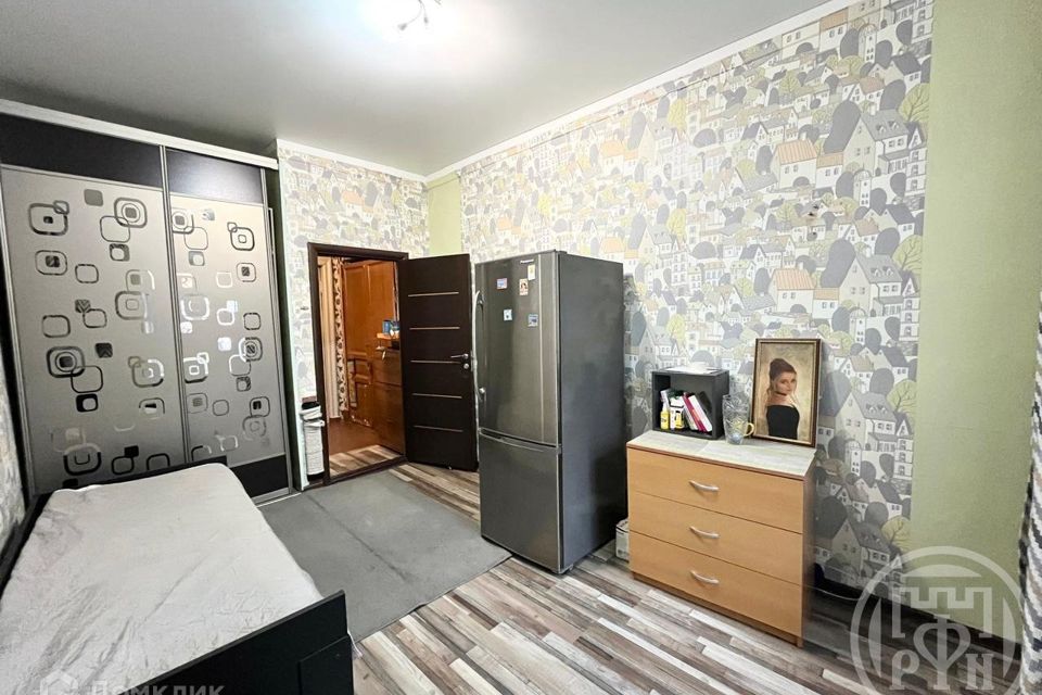 Продаётся комната в 4-комн. квартире, 14 м²