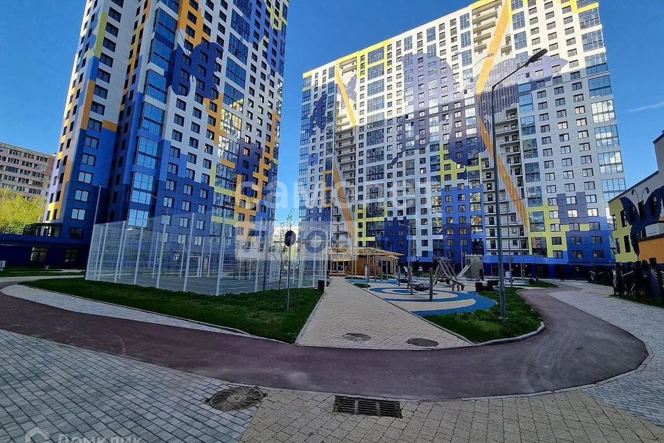 Продаётся 2-комнатная квартира, 62.2 м²